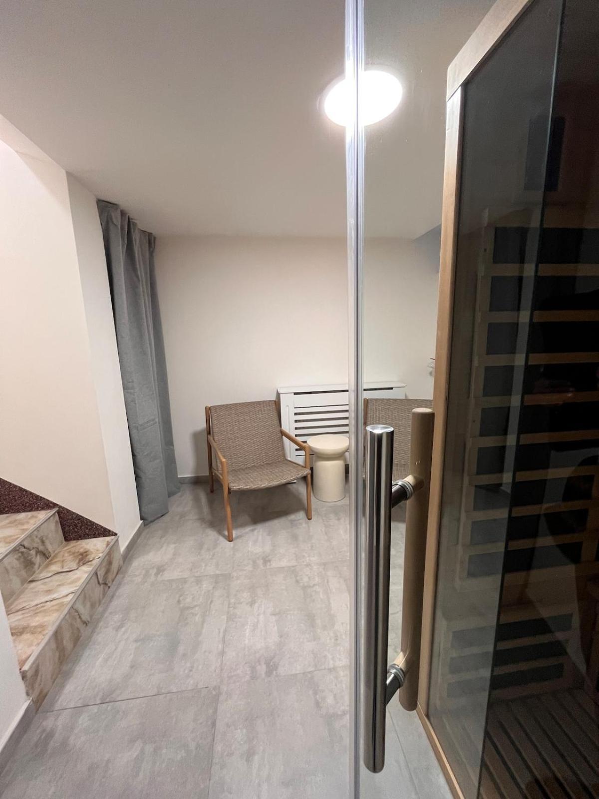 Spacious 4-story With Sauna & Garden Prague