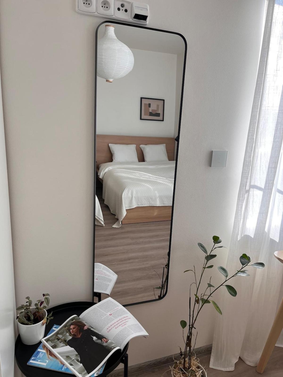 Spacious 4-story With Sauna & Garden